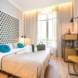 Mosaic By Ona Hotel